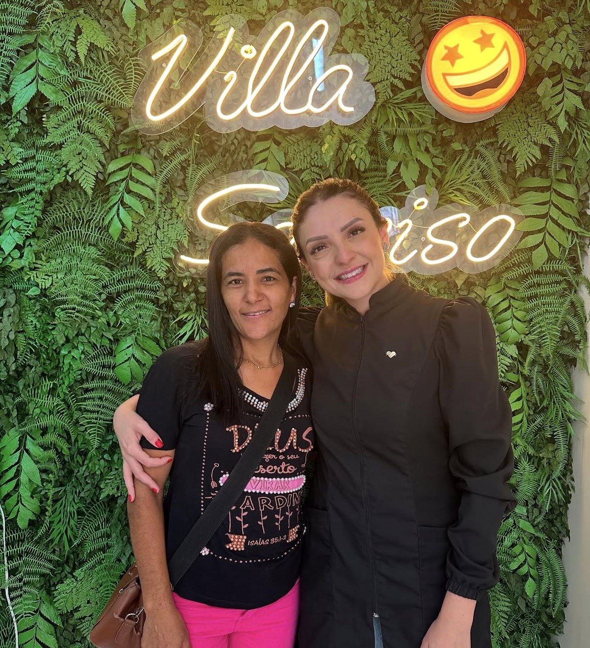 Paciente e profissional da Villa Sorriso